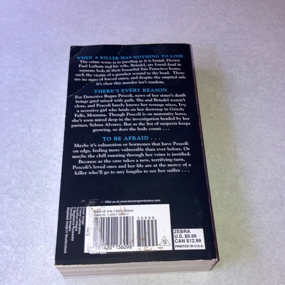 Lisa Jackson Book - Picture 2 of 2